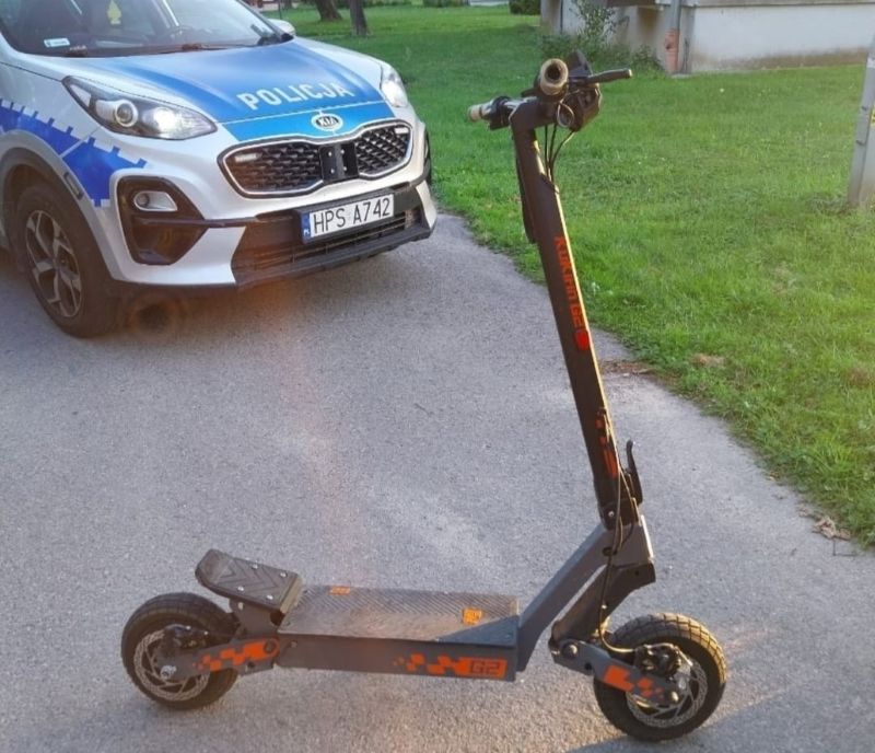 15-latek przewrócił się na hulajnodze elektrycznej w Ożarowie, ciężki uraz głowy
